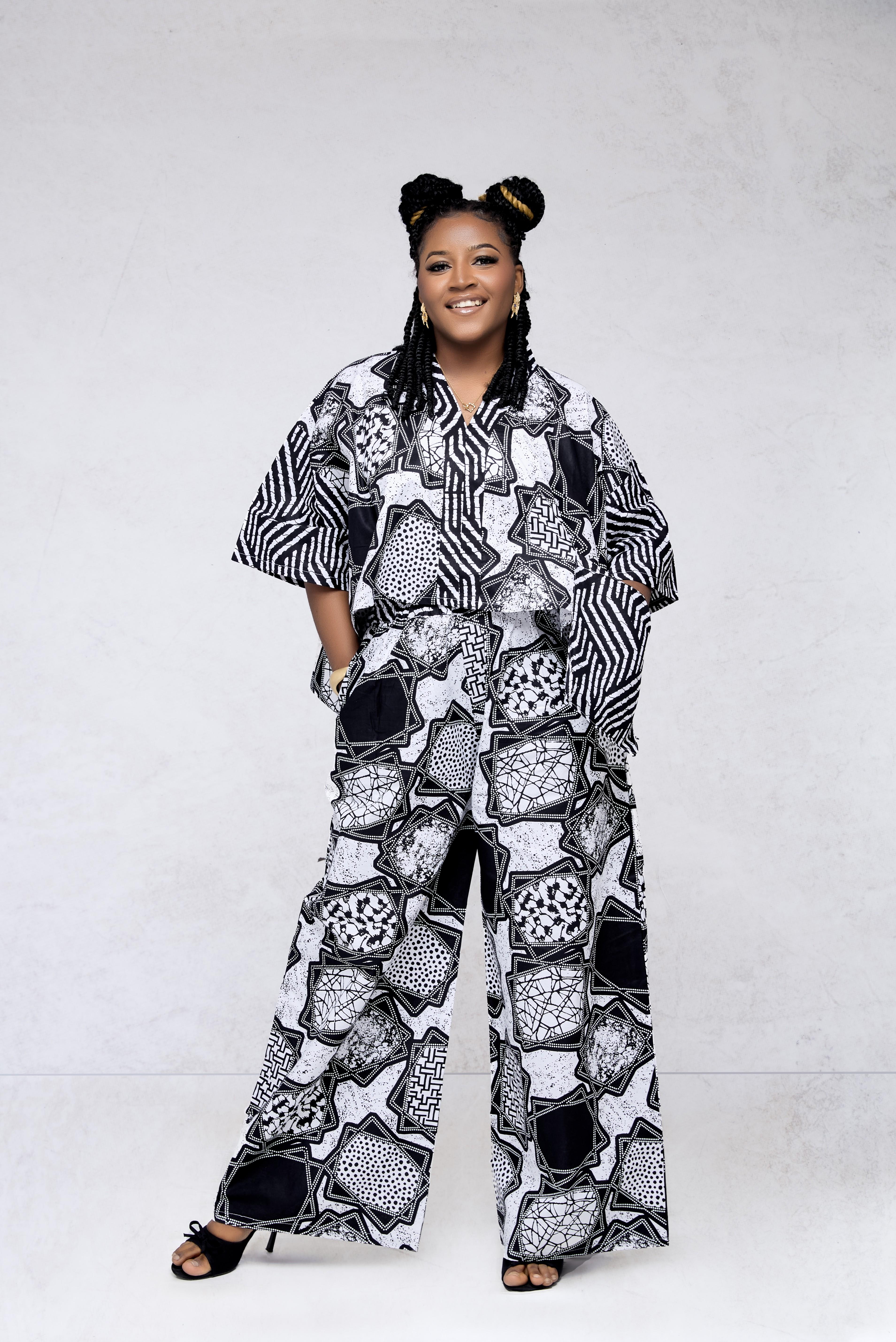 Nolya Monochrome — Ensemble deux pièces coton ciré noir & blanc