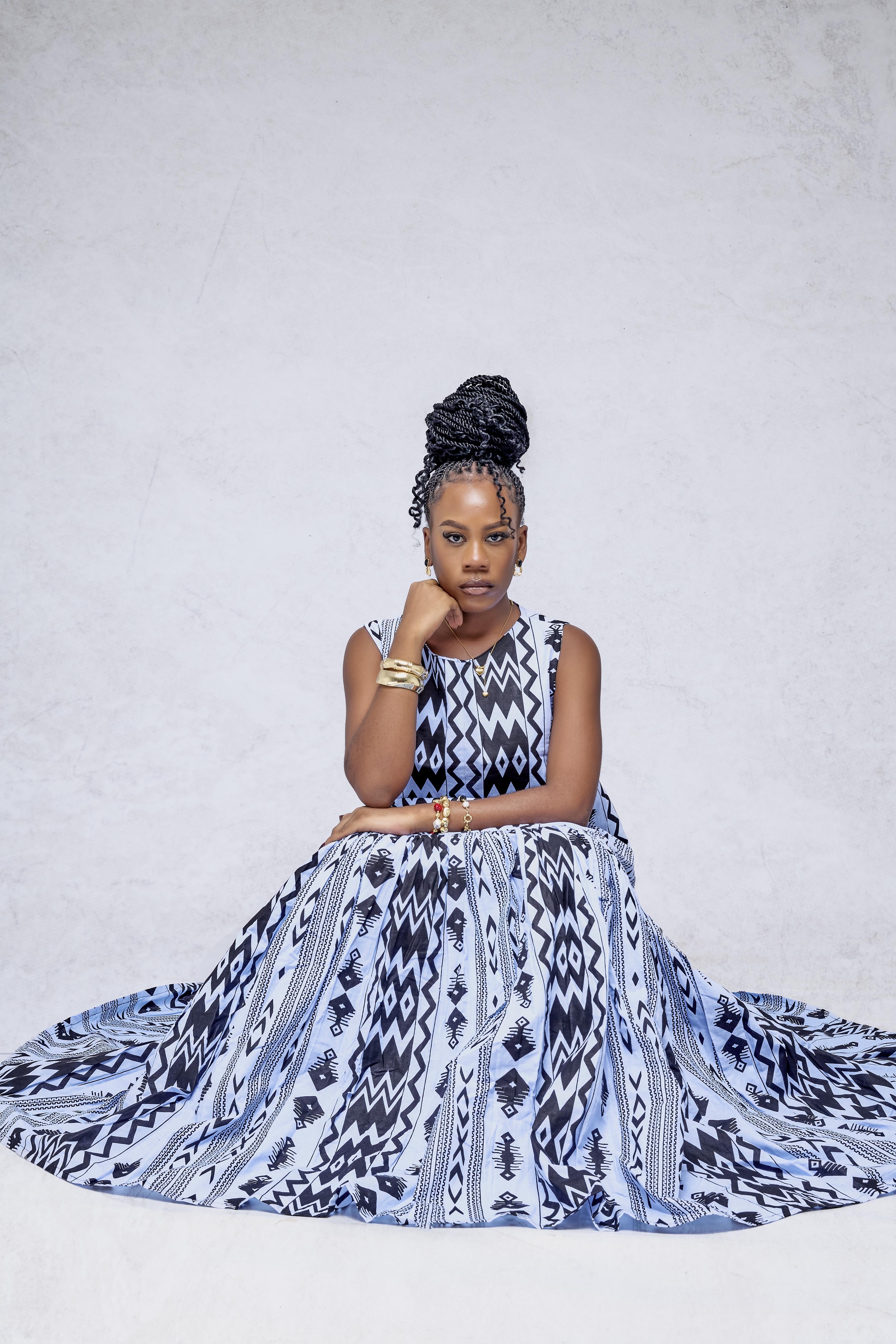 Nooréya — Robe Maxi Batik Bleu Nuit