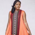 Teriya Flame — Robe longue fluide avec panneau central mudcloth
